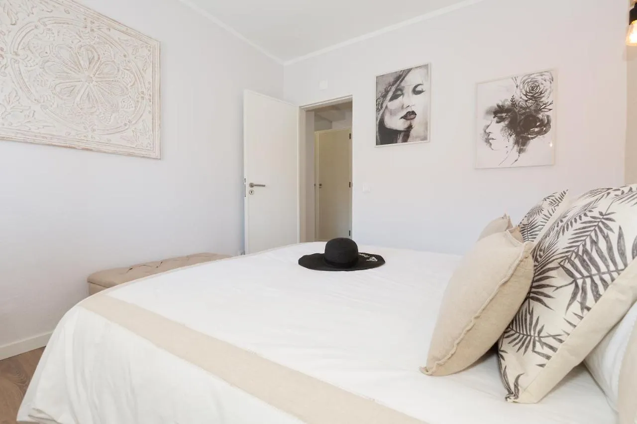 Apartment Beachome4U2 Carcavelos